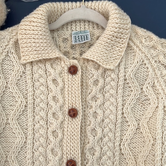 Blarney Wooden Mills Chunky Cardigan - Picture 6 of 8